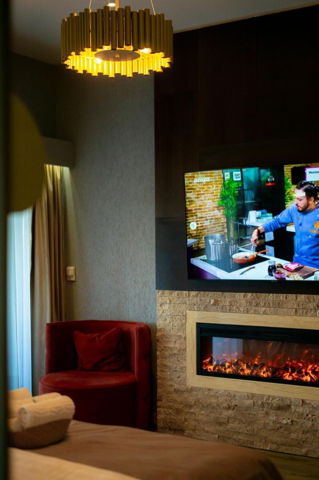 Elexus Apartments ポイアナ・ブラショフ エクステリア 写真