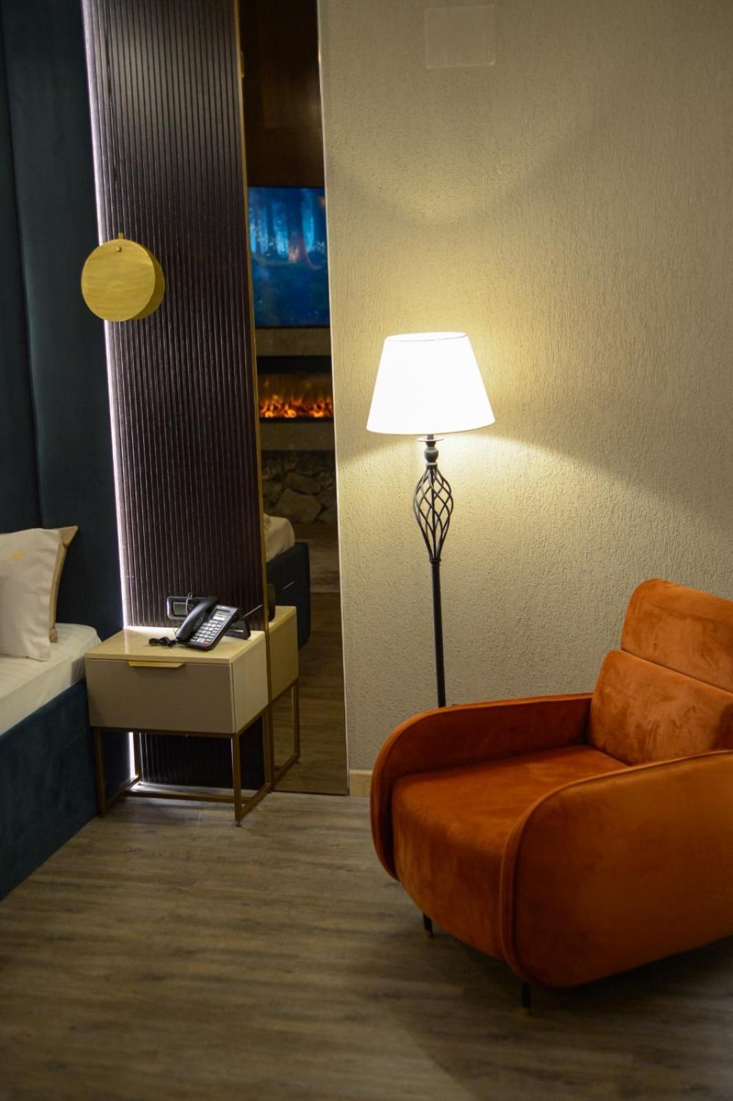 Elexus Apartments ポイアナ・ブラショフ エクステリア 写真